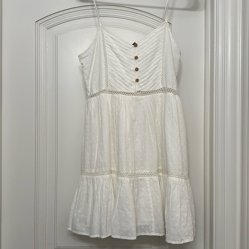 White Zara Sundress! Still has tags on. Perfect for a Summer day or any event!